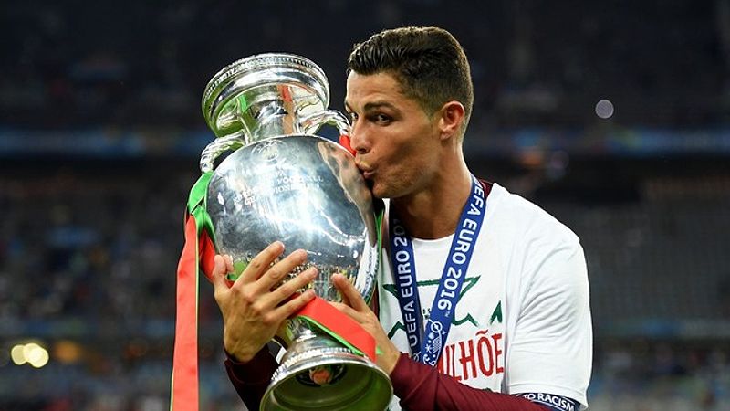 Cristiano Ronaldo trong trận đấu