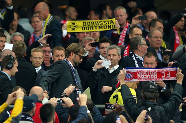 HLV Jurgen Klopp dẫn dắt Dortmund