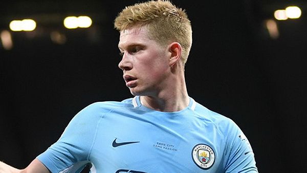 Kevin De Bruyne có hattrick kiến tạo trong trận thắng Leicester